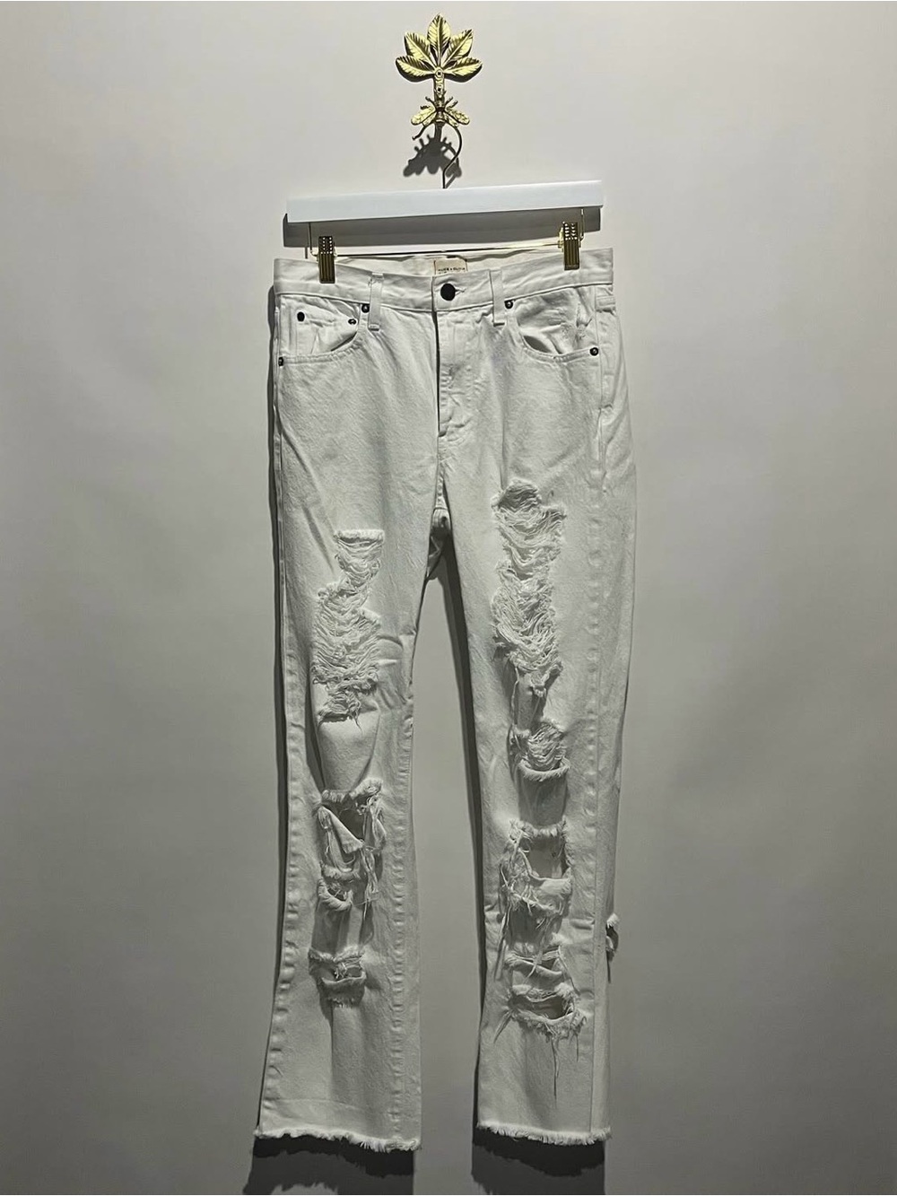 Alice + Olivia White Distressed Straight Leg Jeans